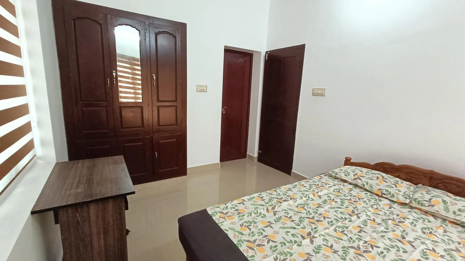 Mom'S Villa Nedumbassery