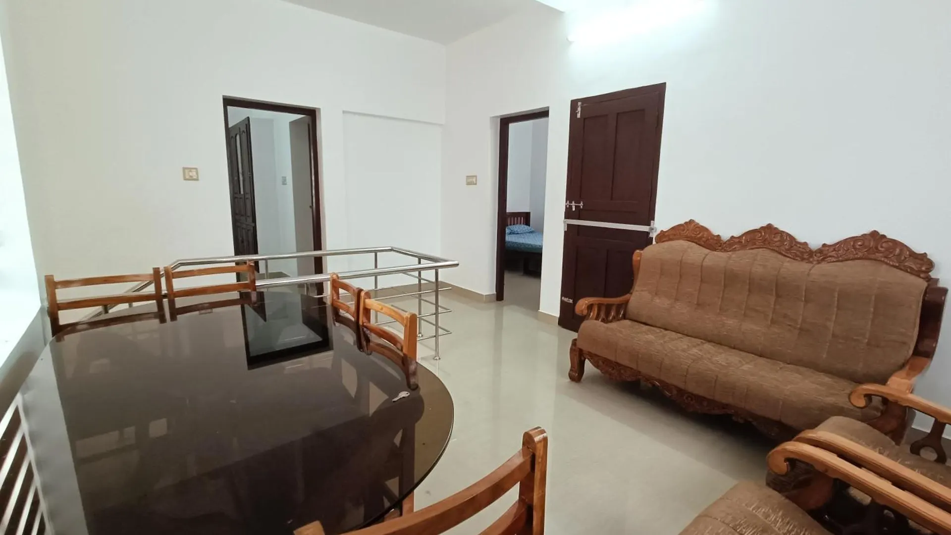 Mom'S Villa Nedumbassery