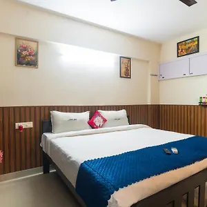 Apartment Mayflower Airport Launge Cochin International Airport